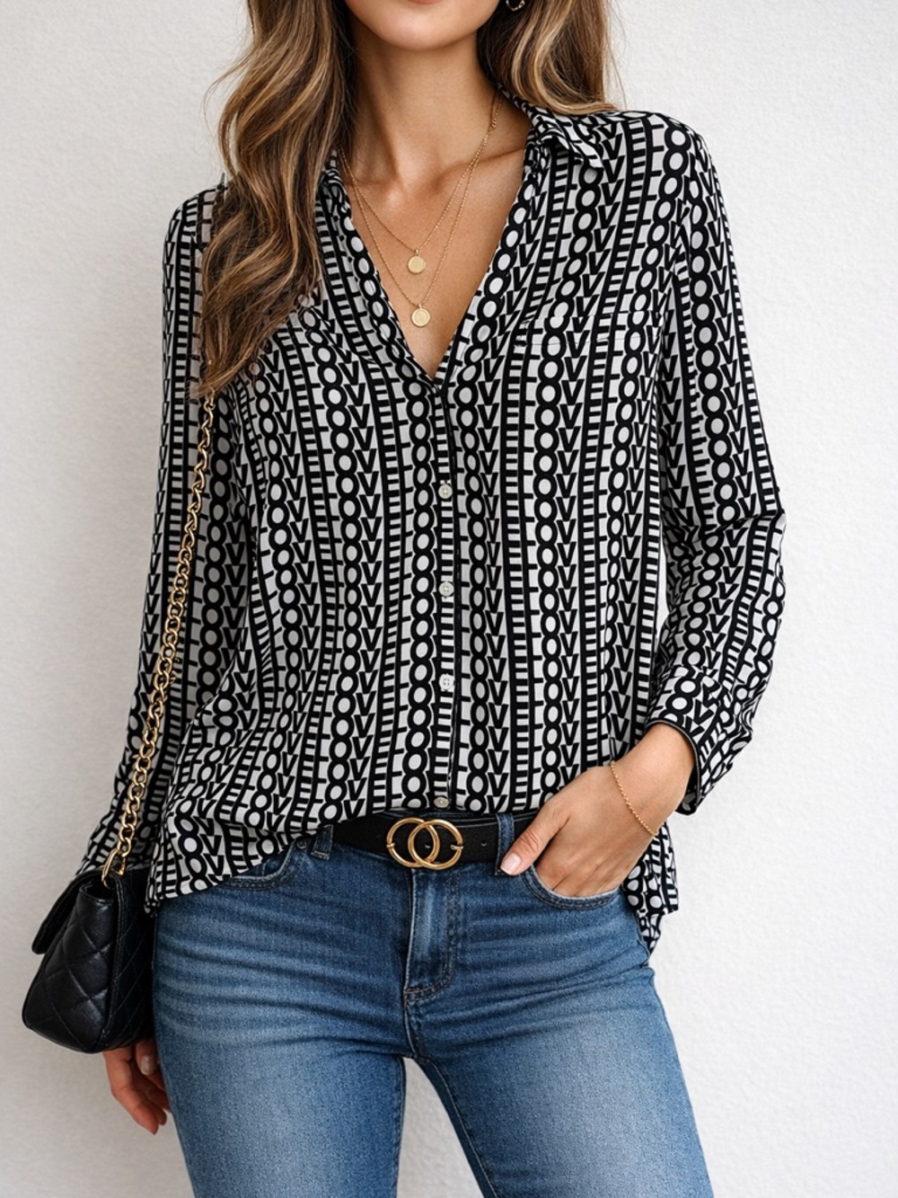 Express Black & White Geometric V-Neck Button Down Blouse Size Small Petite